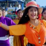 Meri Saheliyon Mere Saath Aao Lyrics – Alka Yagnik | Balmaa Lyrics — Lyrixwala.com